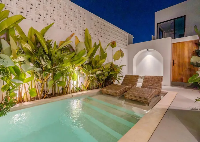 El Agua - Plot 8 *